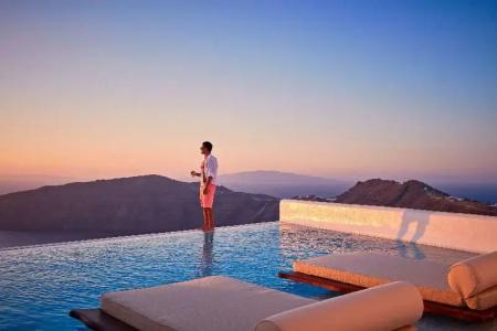 Astra Suites - 472