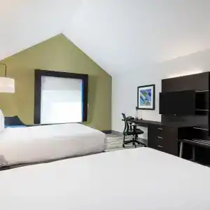 Holiday Inn Express & Suites i-95 & i-20 Civic Ctr, An Ihg - 33