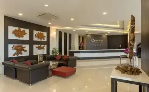 Queenco & Casino - 1