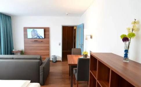 Neu Heidelberg - Guesthouse & - 70