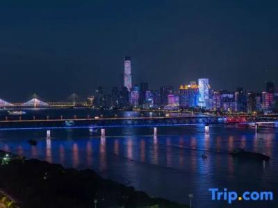 Hilton Wuhan Riverside - 86