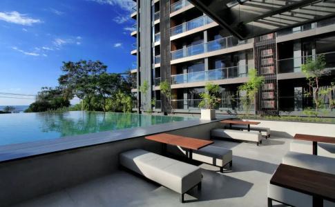 Balcony Seaside Sriracha & Serviced - 17