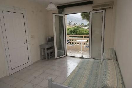 Sunset Studios & Apts - 7