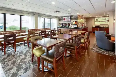 Best Western Plus - 39
