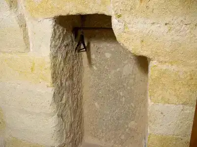 Caravanserai Cave - 270