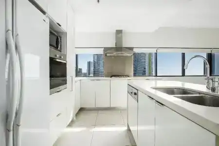 Ultra Broadbeach - 150