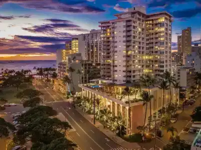 Queen Kapiolani - 29