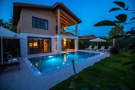 Volans Suites Villas - 10