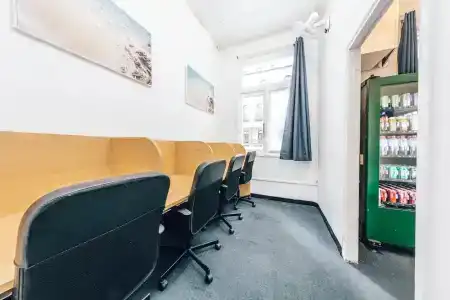 Maze Backpackers - - 23