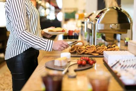 Holiday Inn Eindhoven Centre, An Ihg - 11