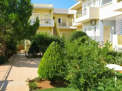Fotis Studios - 0