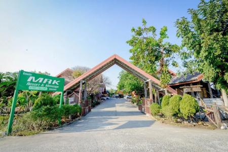Mrk Resort & Massage - 4