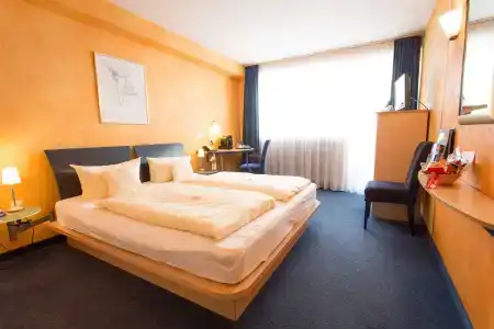 National Düsseldorf (Superior) - 27