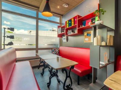 Ibis Warszawa Ostrobramska - 12