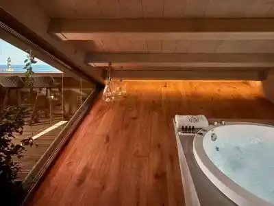 Domus Renier Boutique - Historics Worldwide - 13