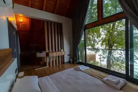 Santana Otel - 272