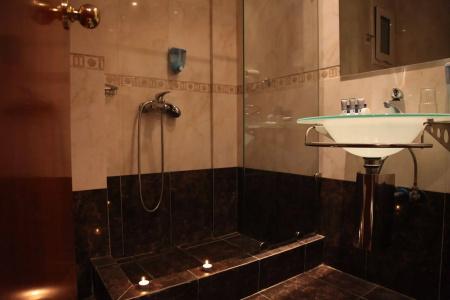Anastazia Luxury Suites & Spa - 8