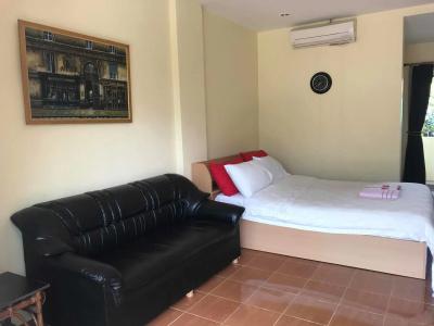 The One Apartment Bangsaray by RoomQuest - 2