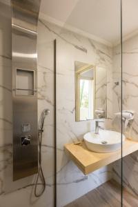 Pelagia Bay - 8
