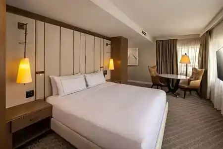 The Statler Dallas, Curio Collection By Hilton - 108