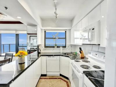 The Alexander All Suites - 209