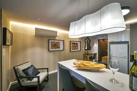 21st Floor - 101