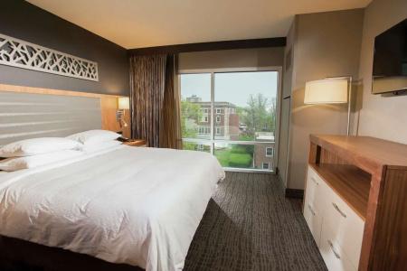 The Broadway - a DoubleTree by Hilton - 66