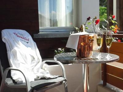 Alpenblick-Leukerbad-Therme - 8