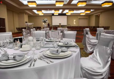 Courtyard by Marriott - 28