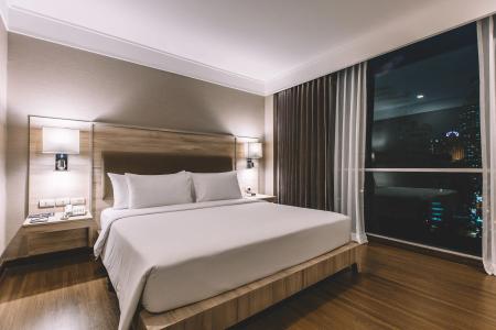 Adelphi Suites Bangkok - Sha Extra Plus - 5