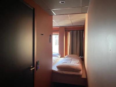 Hotell - 25