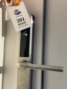 Rias Penthouse Suites - 102