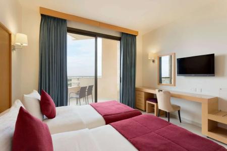 Ramada Resort Dead Sea - 2