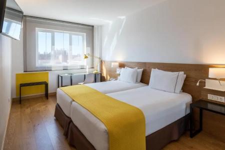 Rafaelhoteles Atocha - 52