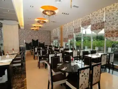 Crown Garden - 15