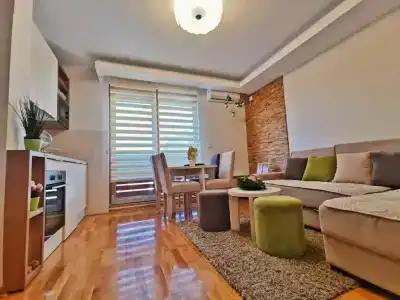 Egoiste - Centar - 24