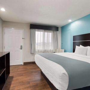 SureStay by Best Western - 46