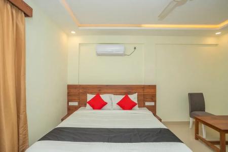 Capital O 13184 Savi International - 33