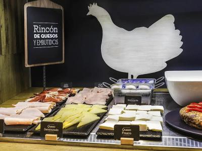 Ibis Barcelona Meridiana - 21