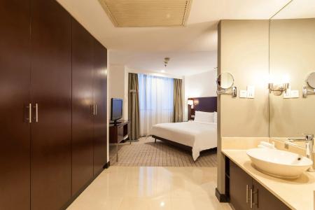 Holiday Inn Shanghai Vista, An Ihg - 7