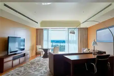 Shima Kanko The Bay Suites - 57