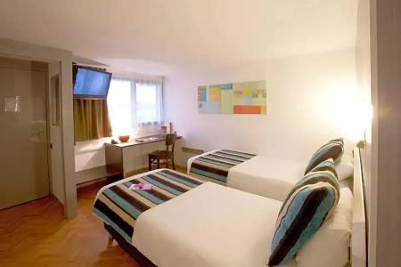 Sure by Best Western Biarritz Aeroport - 29