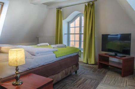 Artus - Old Town - 50