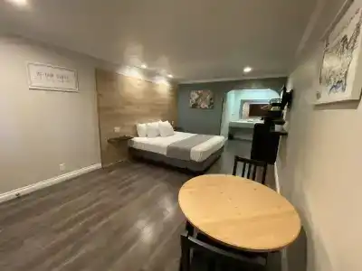 Anaheim Executive Inn & Suites - 64