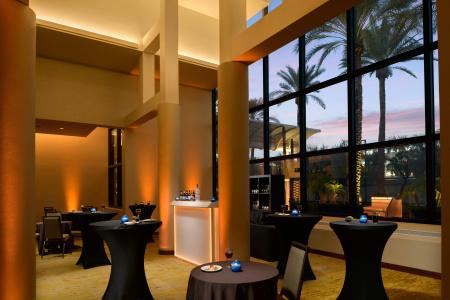 DoubleTree Suites by Hilton Phoenix - 30