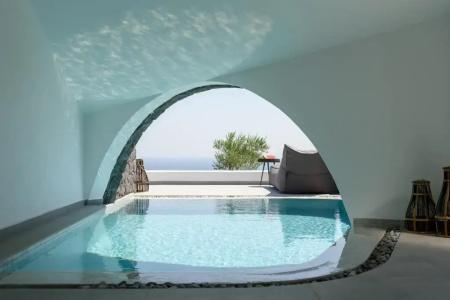 Este Luxury Suites - 69
