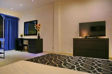 East Suites - 104