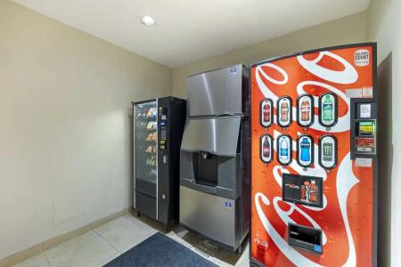 Best Western Plus Henderson - 12
