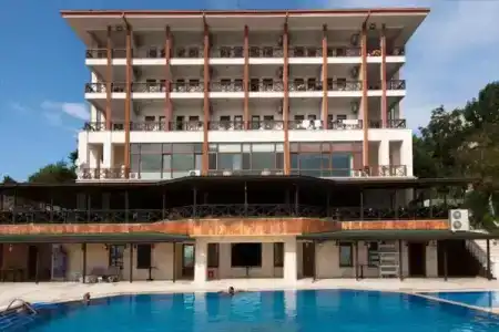 Family Resort - 10