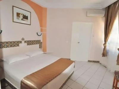 Hôtel Les Palmes d'Or - 48